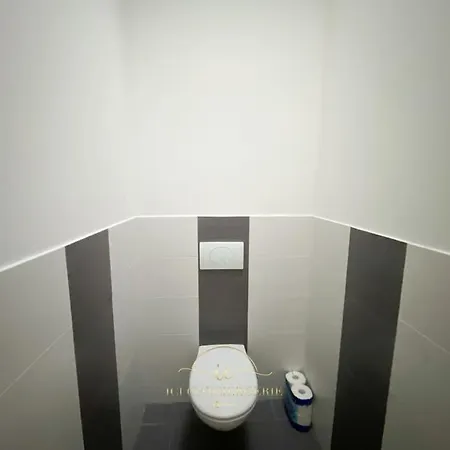 Le Grand Rambolitain Apartment *